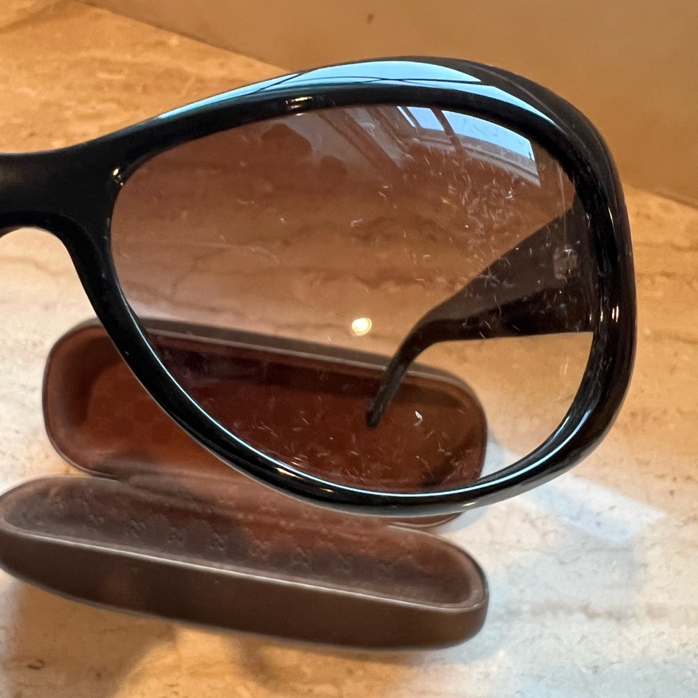 Gucci Dark Brown Tortoise shell sunglasses